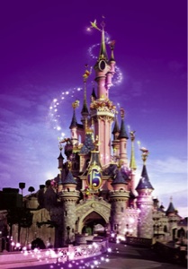 Atracciones en Parque Disneyland, Parque Walt Disney Studios y Disney Village en Eurodisney Paris